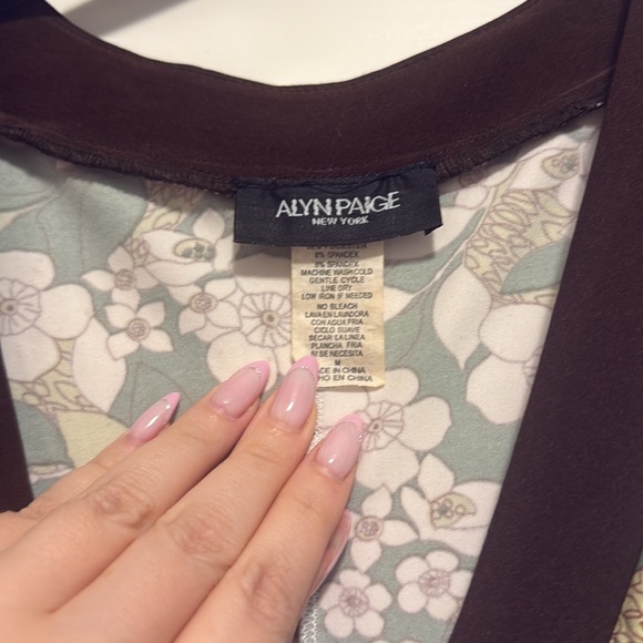 Adorable 2000s dress, reminds me of Carrie Bradshaw - Picture 2 of 4